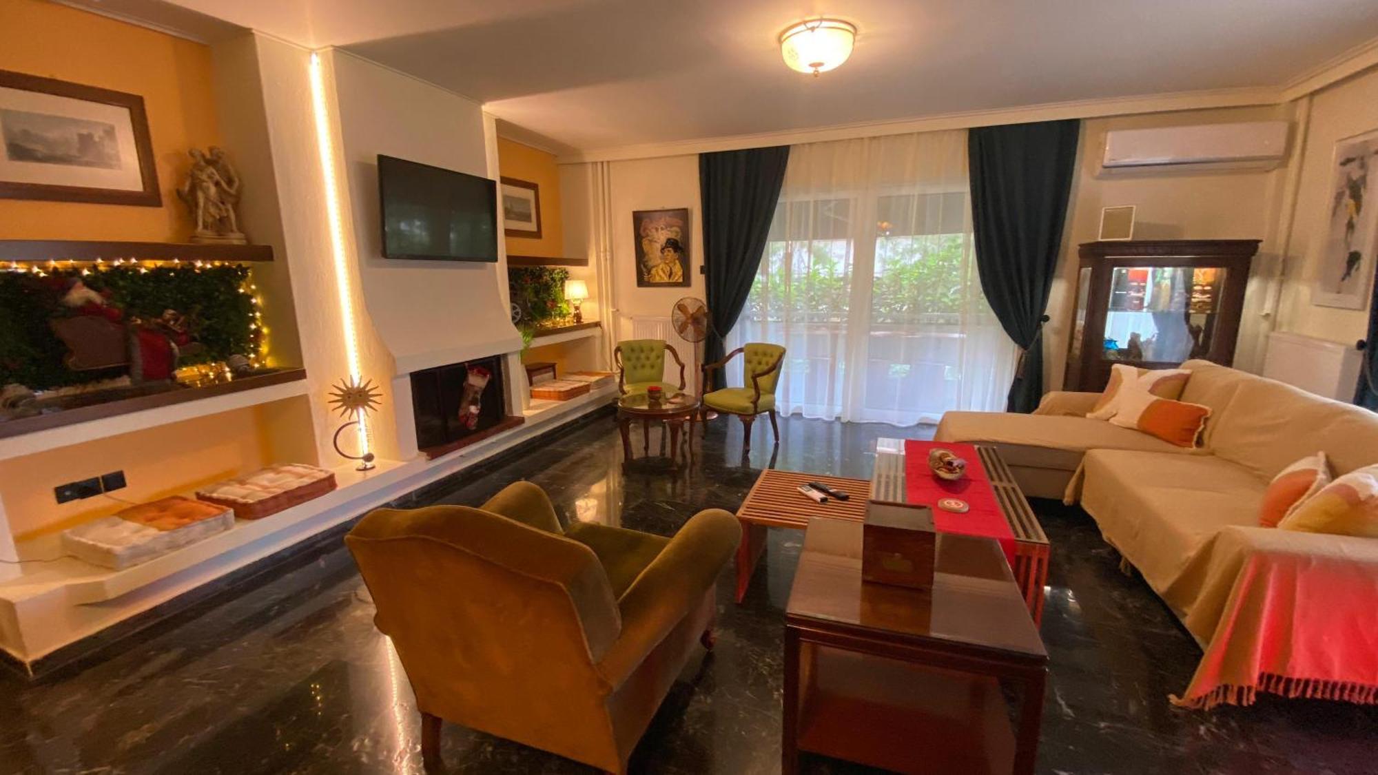 Sarakin'S Mansion Luxury Retreat Apartment Atena Exterior foto